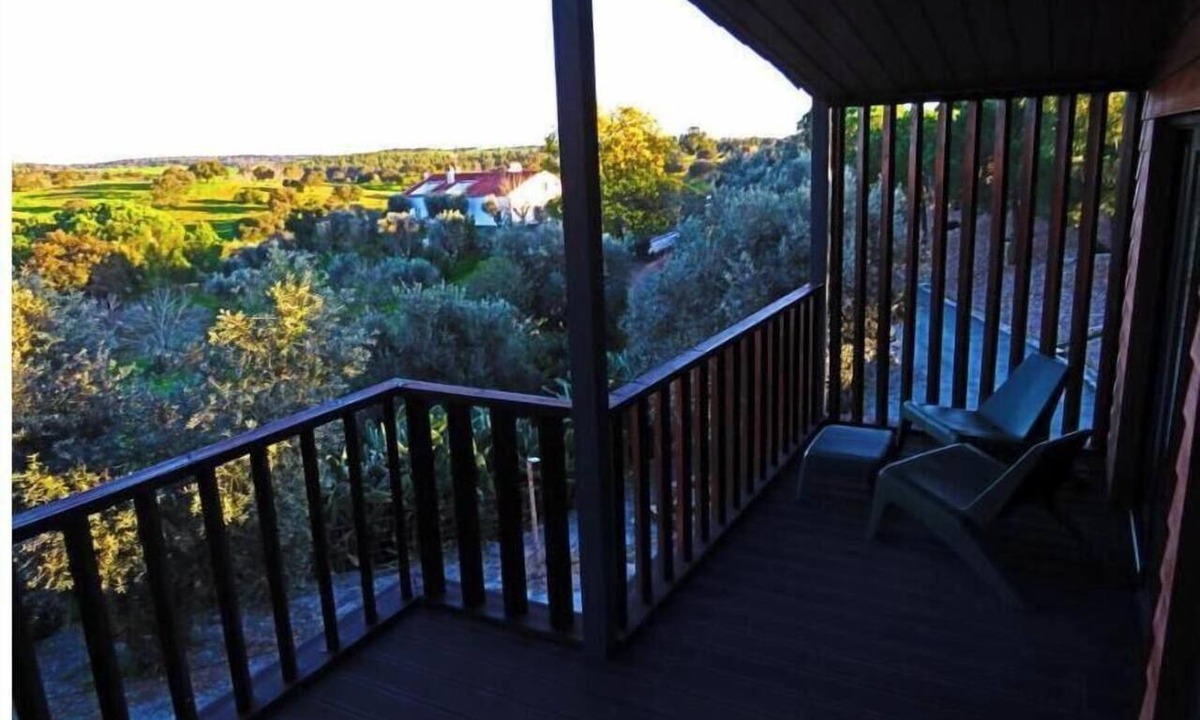 Ciborro House | 2-Bedroom House: A Comfortable Home with a Stunning View