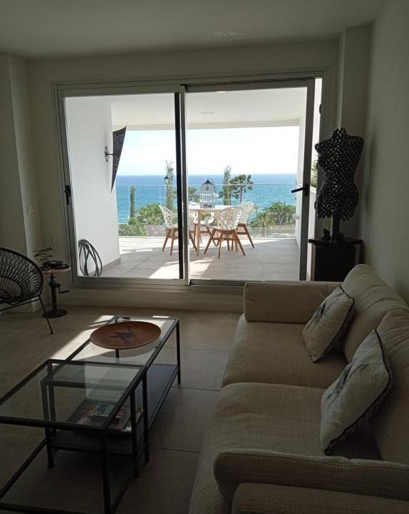 Torrequebrada Apartment | Alba