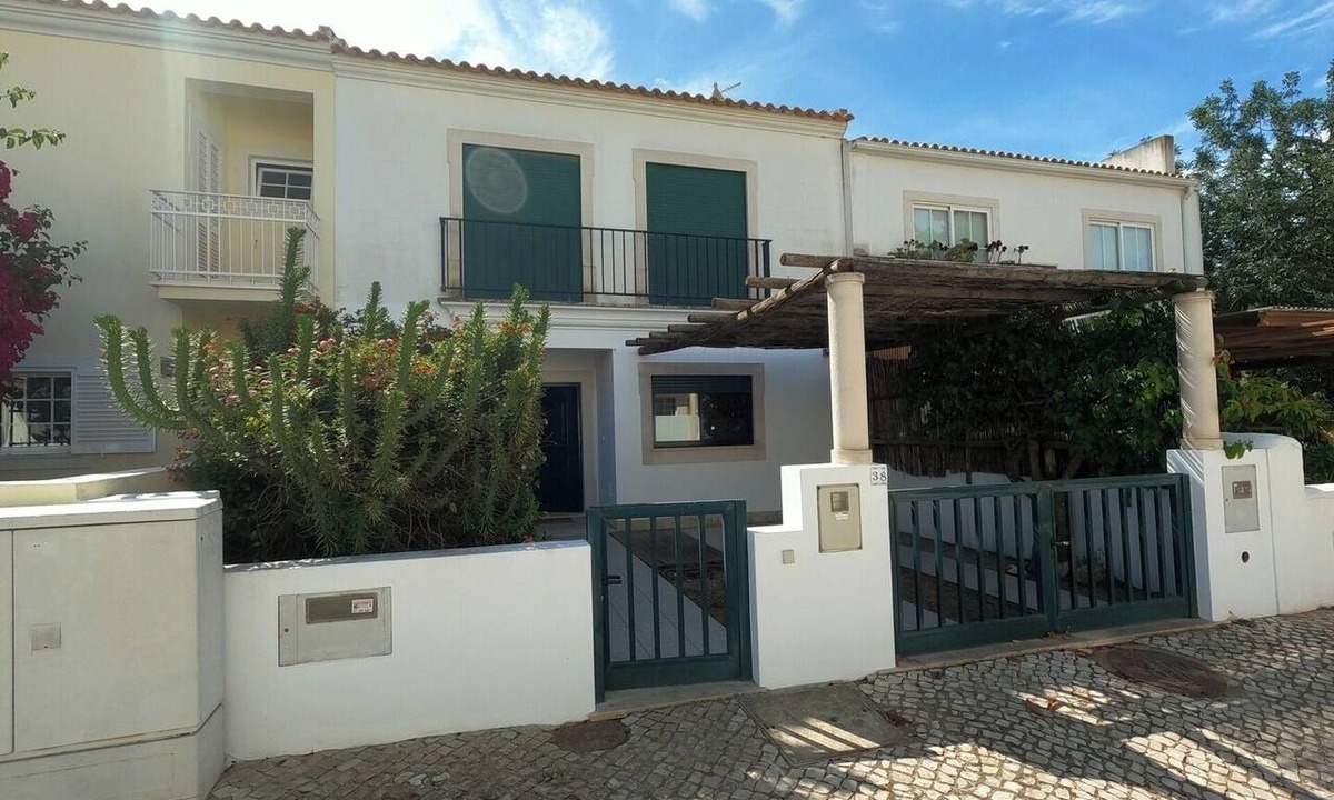 Pera Ski Chalet | Algarve, 4 Bedrooms Independent House, Pêra