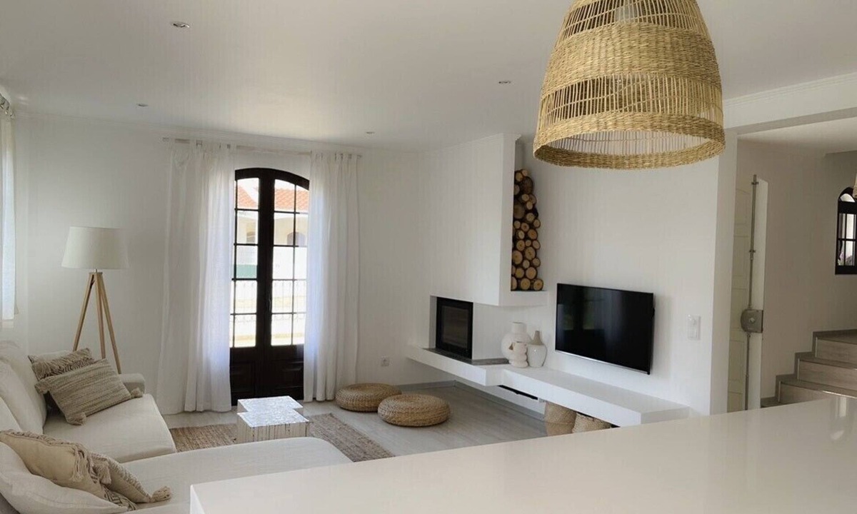 Altura Villa | Algarve - Altura Magnificent semi-detached villa with private enclosed garden