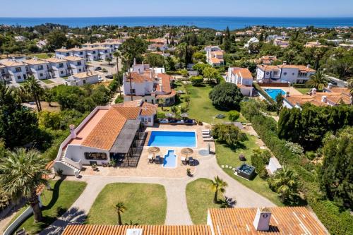 Mato Serrao Villa | Amazing Carvoeiro Villa Villa Carvoeiro Grande 16 Bedrooms Private Pool