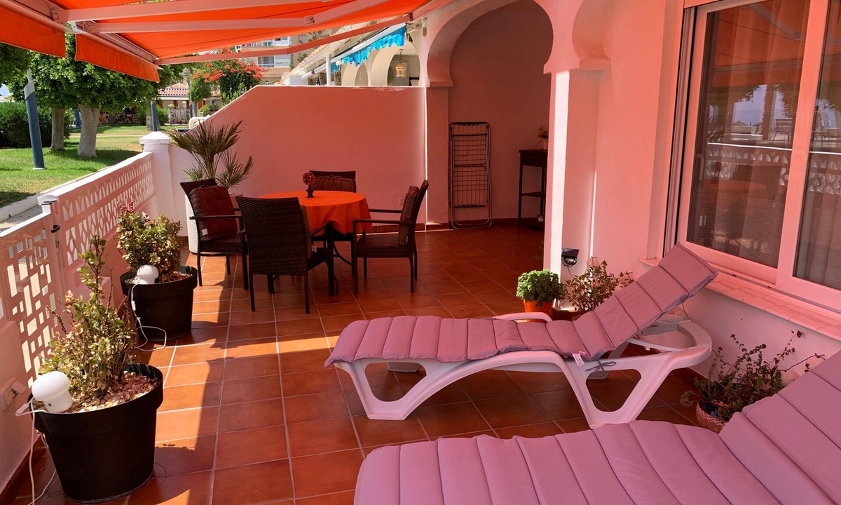 Torrox Costa House | Beach Bungalow in Torrox Costa - Perfect Family Retreat