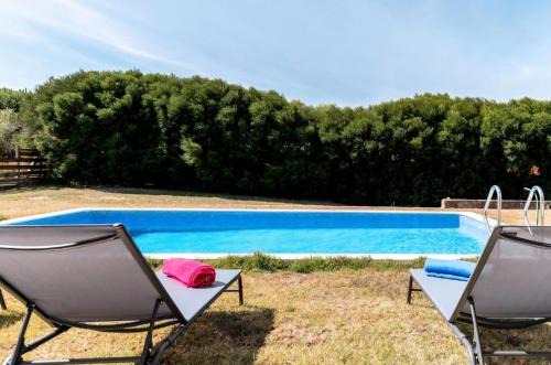 Sintra Villa | Casa da Vagem, Modern Luxury in Sintra, Private Pool, 9 min from Azenhas do Mar