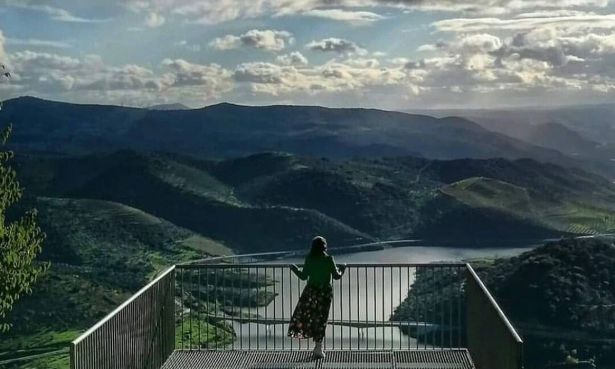 Torre de Moncorvo Cottage | Casa de Campo Para Férias no Alto Douro com Piscina