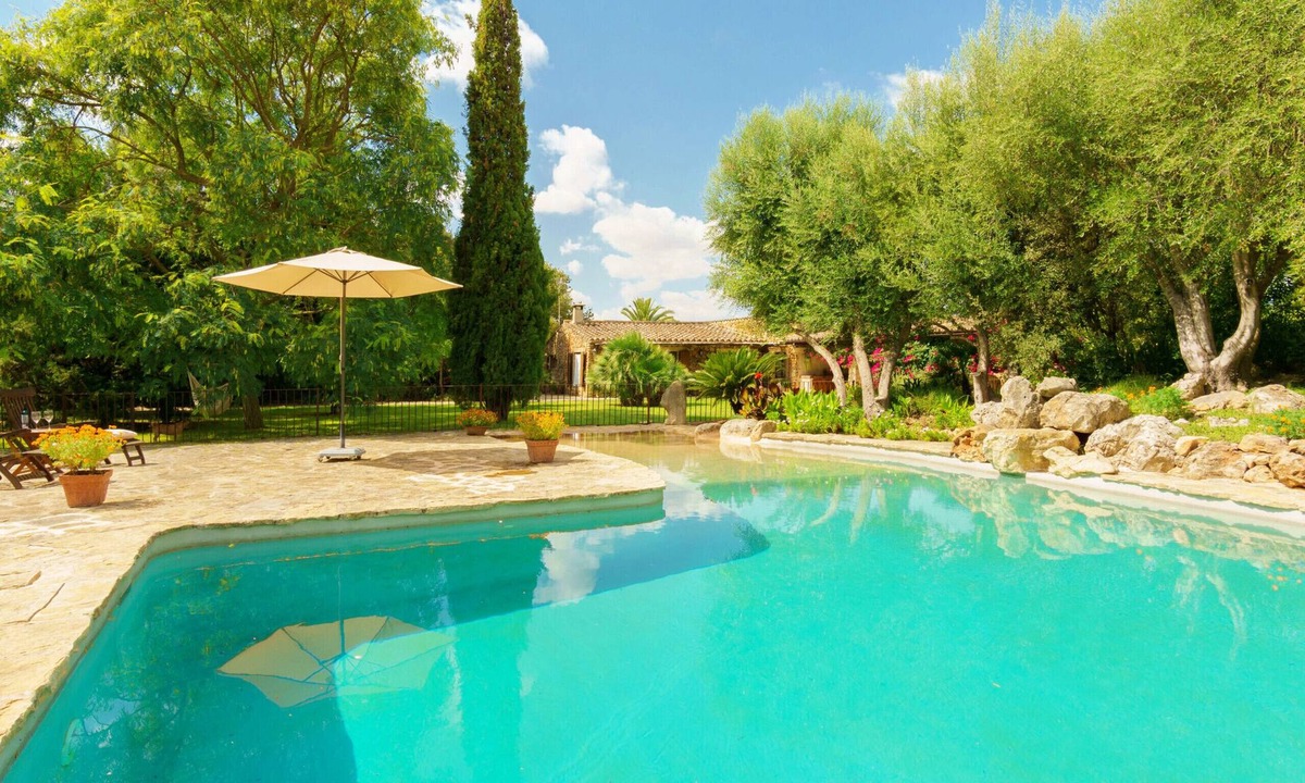 Buger Villa | Cases de Buger - 12 persons - Buger