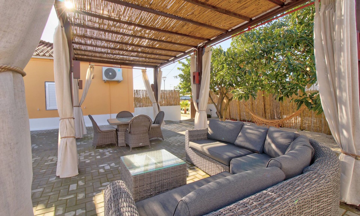 Fonte do Bispo Villa | Charming 4-Bed Villa in moncarapacho