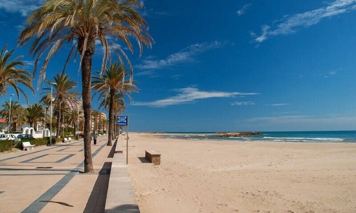 Cunit Villa | Club Villamar - Charming villa fully adapted for disabled persons, offers a lots of facilities yo...