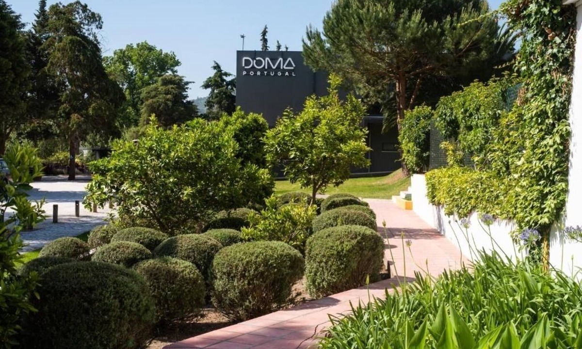 Gradil Hotel | Discover Tranquil Retreat w/Yoga, Steam Therapy, Fitness | Al Fresco Dining