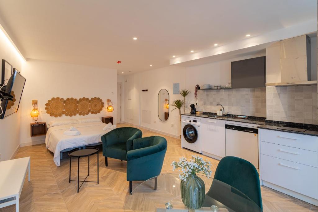 Valladolid City Centre Apartment | Edificio Correos by Plaza Mayor Apartamentos