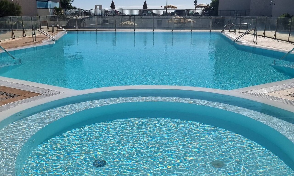 El Cotillo Apartment | El Cotillo Sonando,Couples only, Romantic,Minutes from swim/surf,Well equipped.