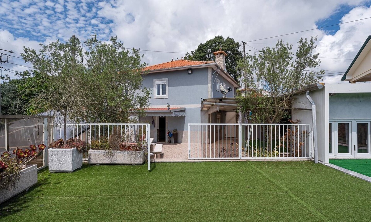 Oliveira De Azemeis Apartment | Fantastic home in Bustelo