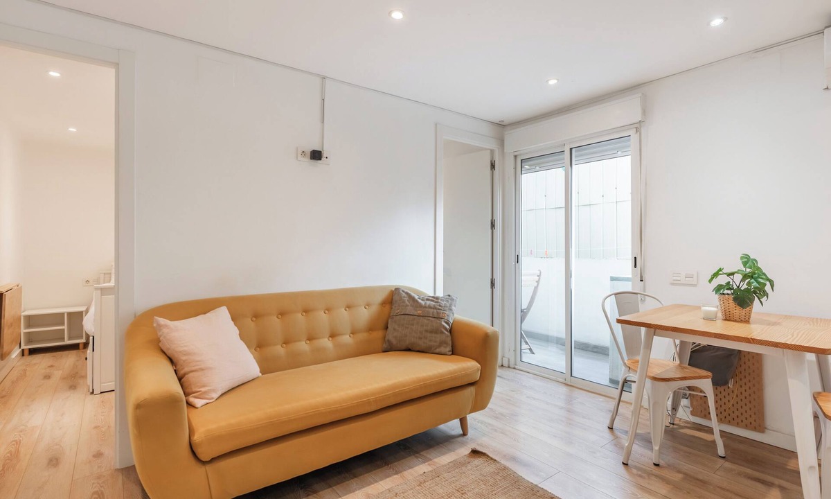 Cornella de Llobregat Apartment | Feel Welcome Barcelona Smart Flat