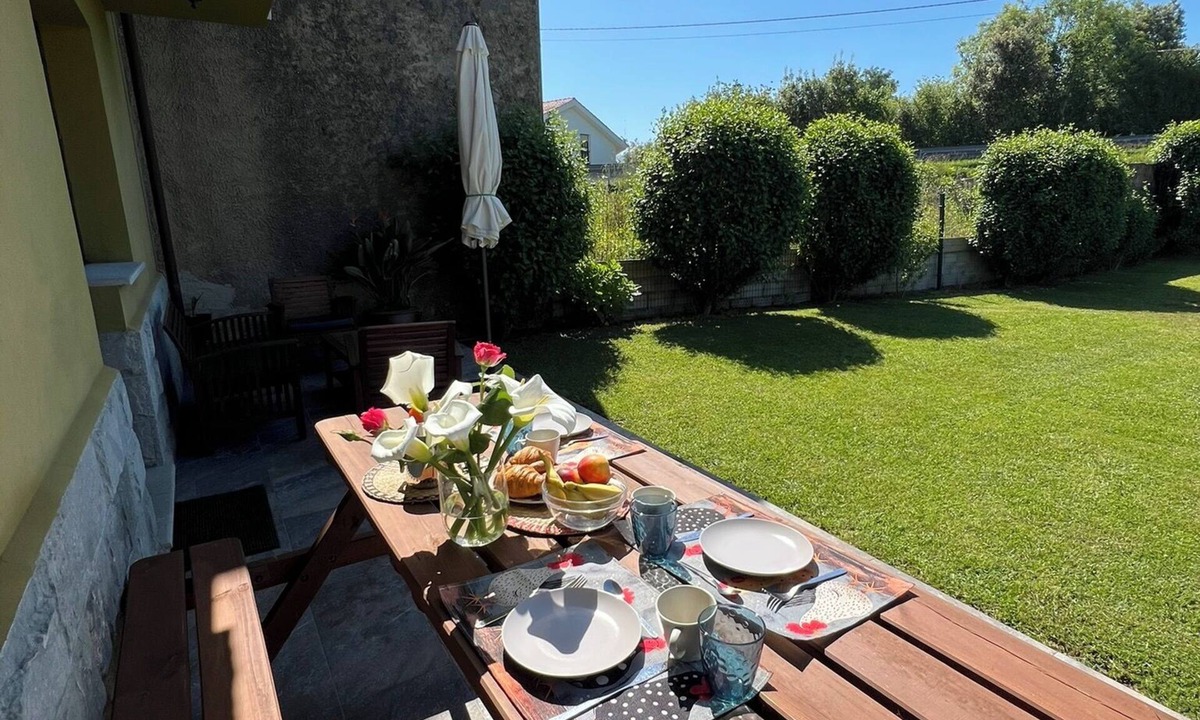 Llamigo House | Gestiona2R-House with farm in beautiful village of Llanes