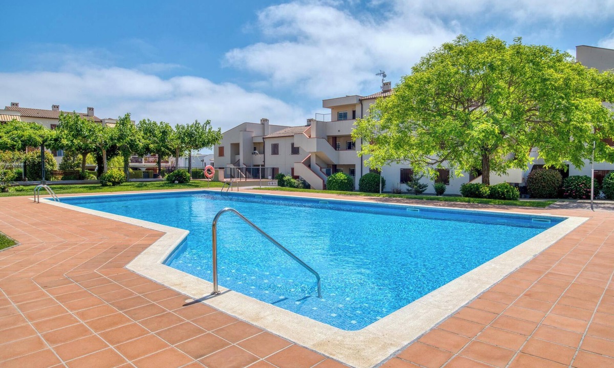 Calonge Apartment | Holiday Apartment "A Sant Antoni de Calonge" with Pool, Wi-Fi, Garden & Terrace