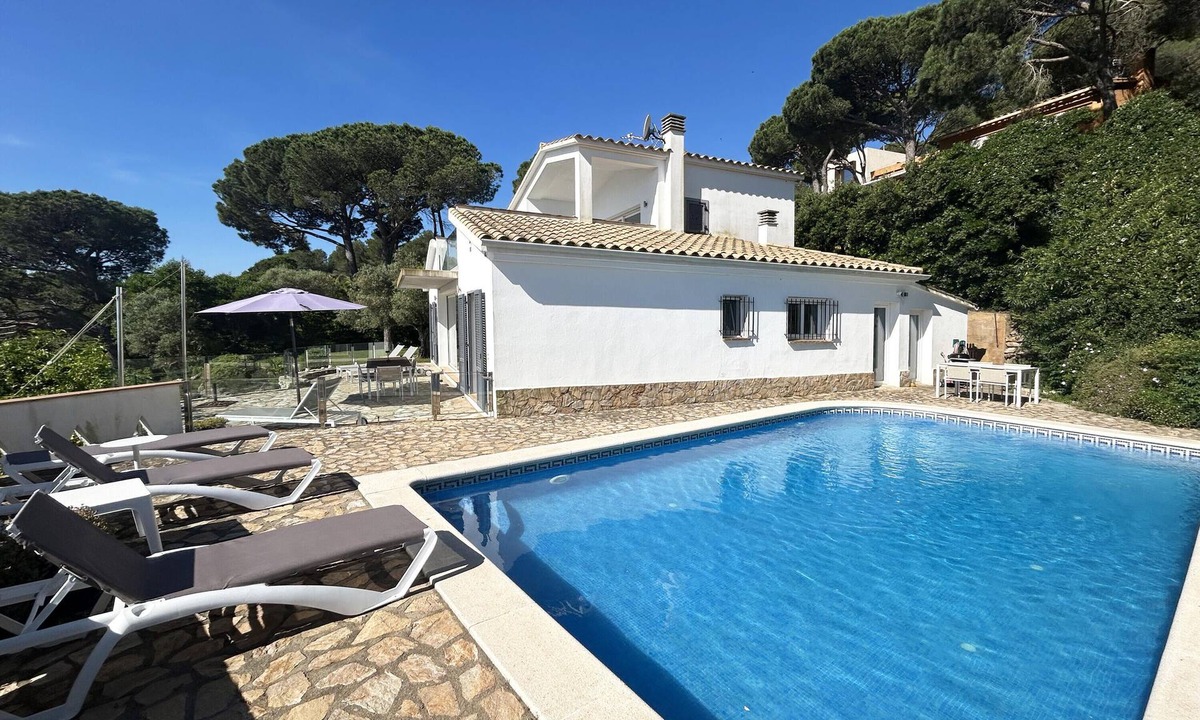 Aiguablava House | Holiday rental villa with swimming pool in Begur, Casa de Campo