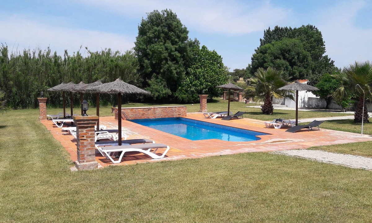 Vimieiro Apartment | House overlooking the pool, ideal for families.