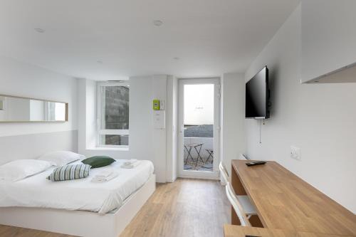 Downtown Apartment | Korrigan