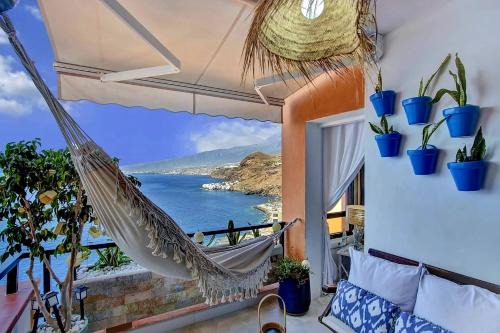 Tabaiba Apartment | Luxury With Direct Access To The sea, Two Pools , One Of Them Saltwater, Panoramic Views Of The Sea And Hidden Coves