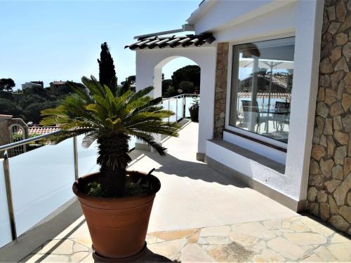 Lloret de Mar Villa | Luz