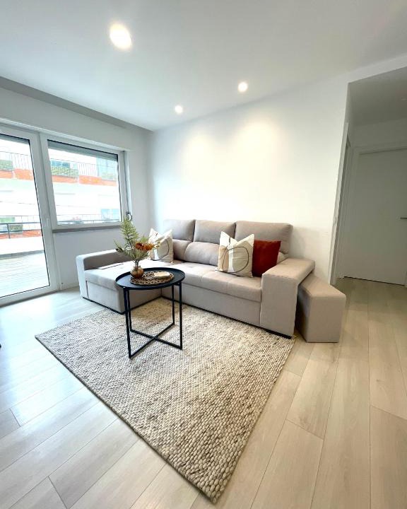 Entroncamento Apartment | Modern Spacious Apartment