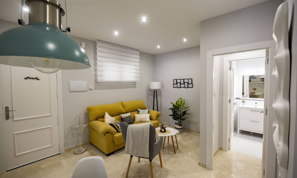 Figares Apartment | NEW! CENTRAL AND QUIET, APARTMENT MAJESTIC ALHAMBRA