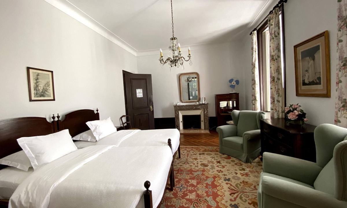 Luso House | Vila Duparchy