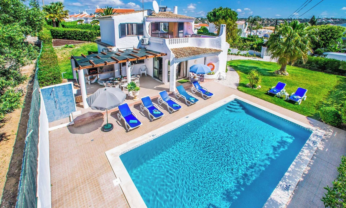 Sesmarias Villa | Villa Miramar - Four Bedroom Villa, Sleeps 8