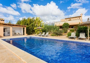 320 m² House ∙ 5 bedrooms ∙ 8 guests in Felanitx