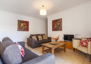 80 m² Apartment ∙ 2 bedrooms ∙ 5 guests in Lagos