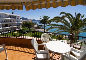 Acapulco Playa 34 Menyber in Nerja