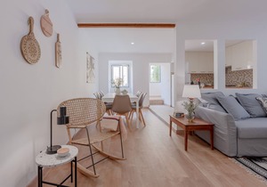 Bright, Spacious w/Orange Tree Patio,by TimeCooler in Lisbon