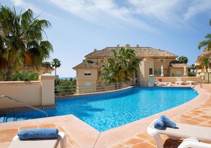 PANORAMIC ElVIRIA HILLS in Marbella