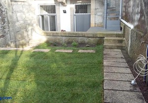 Practical And Comfortable Apartment With Garden in Porto
