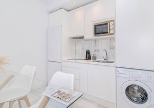 Spacious and modern Apartment with free parking in the heart of Granada 5 in Granada