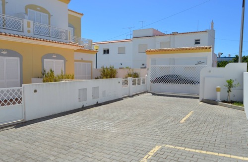 Manta Rota Villa | 3 bedroom villa in Condominio Casas do Mar, Manta Rota