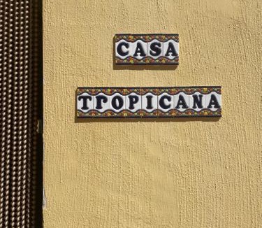 Cehegin Apartment | Air Conditioned "Casa Tropicana" Villa-Sleeps 10-Free WiFi-Private Pool-Free Parking