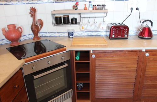 Correeira Apartment | Albufeira Main avenue - WALK TO OLD TOWN & OURA STRIP & BEACH - 2 BEDROOMS