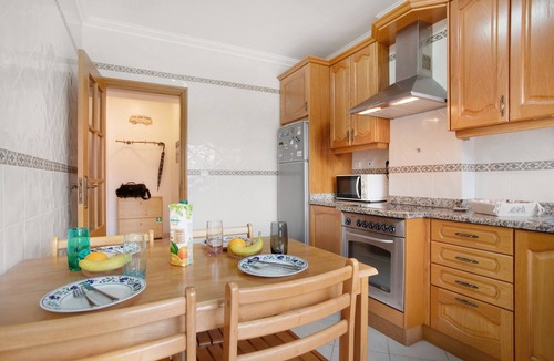 Ajuda Apartment | Apartment 'A O - La Source' with Balcony and Wi-Fi