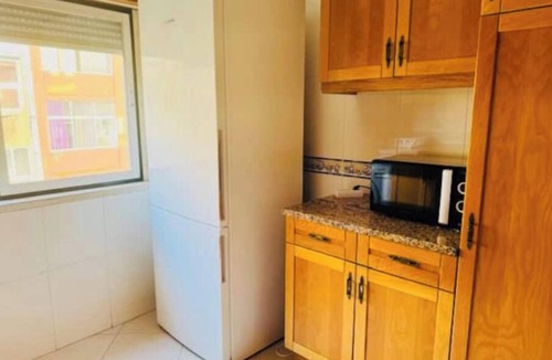 Penha de Franca Apartment | Apartment in central Lisbon with private parking
