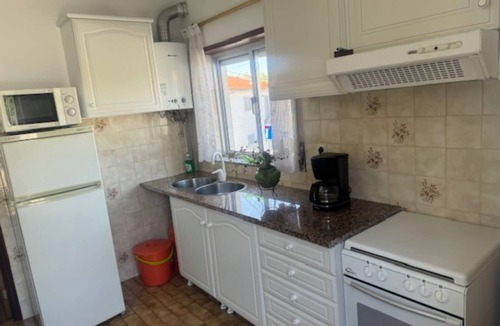 Medelo Apartment | Appartement F2 Avec Jardin Cloture ET Fleurie