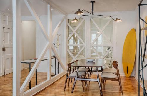 Misericordia Apartment | Architectural Gem in Bica