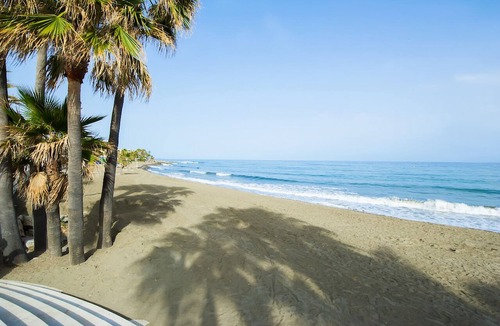 San Pedro de Alcantara Villa | Beachside Villa Linda Vista
