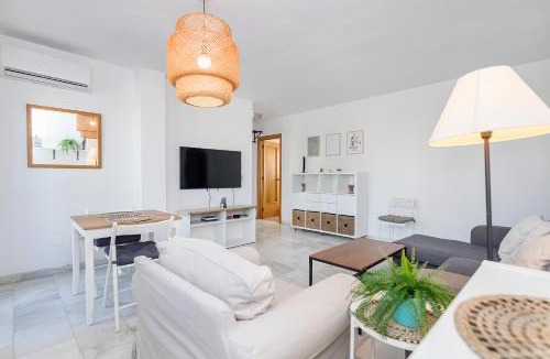 Guadalmar Apartment | BHost - Wilkinson