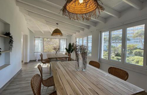 Los Delfines House | BINIFORCAT