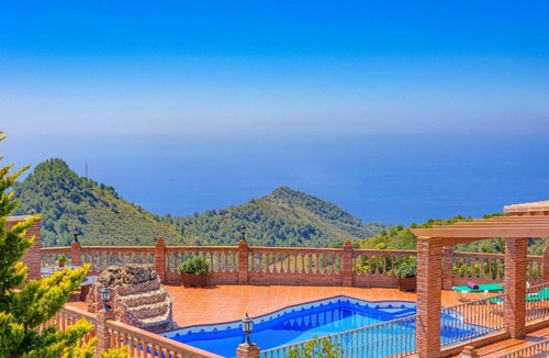 Nerja Villa | Bonifacio