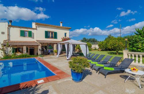 Muro Villa | Can Rius