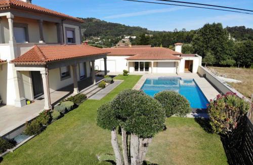 Cossourado Villa | CASA cf sousa