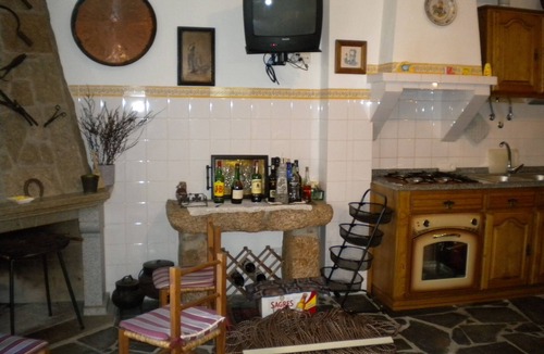 Bemposta Cottage | Casa da Bemposta (former haystack)