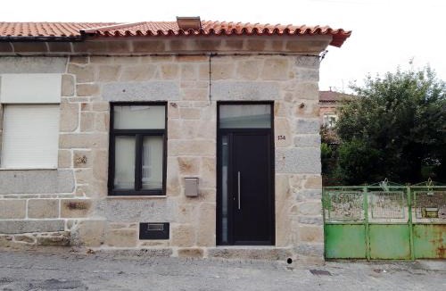 Medelo House | Casa da Florbela
