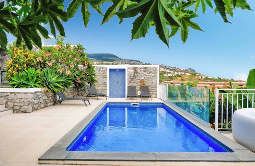 Estrela da Calheta Villa | Casa das Flores - Three Bedroom Villa, Sleeps 6